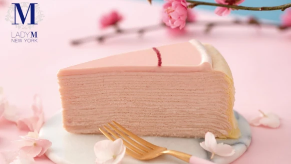 粉紅控必吃的限定口味來了！Lady M絕美櫻花莓果千層登場，還有限量百香果起司蛋糕