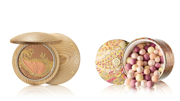 也太美！【幻彩流星蜜粉球】穿上夏季限量新衣，絕美「紫紅mix晶亮橘」打造度假桃花妝