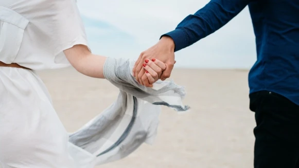 到底怎麼讓深愛的他向我求婚？讓我們告訴妳男朋友不會跟妳說的秘密