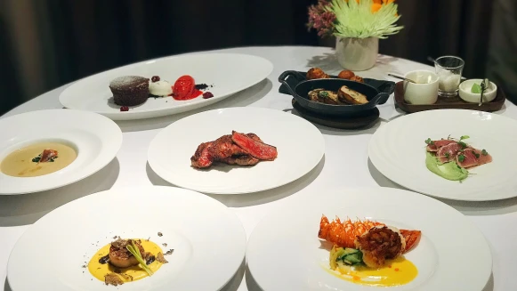 美食訂位神器！新光三越與教父牛排獨家推出「星廚饗宴」，全台僅兩場限量預備開搶