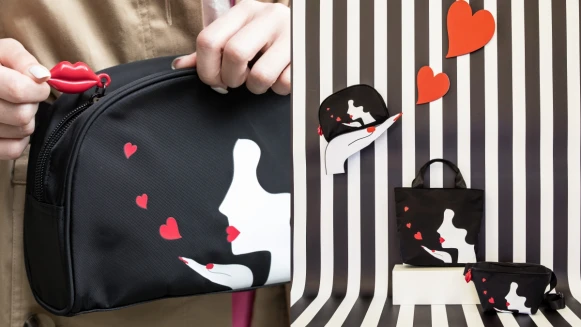 Lulu Guinness x 7-11合作再一波！復古女伶＋紅唇拉鍊，三款限量輕便手袋超適合外出背戴！