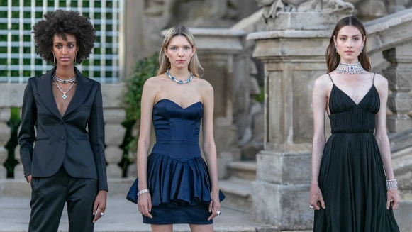 Francesca Amfitheatrof 接任 LV 珠寶創意總監，披上戰袍，呈現《Rider Of The Knights》珠寶系列。