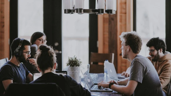 控制狂、情緒化…職場5種「討厭鬼」類型,任誰遇到都火大