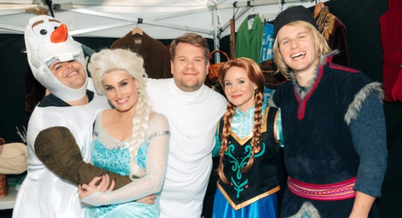 讓冬季魔法在路上發生！James Gorden率群星演出《冰雪奇緣 2》音樂劇，能在路上遇到實在太嗨了！