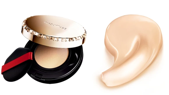 資生堂心機彩粧全新「布蕾粉底」，比傳統氣墊粉餅更服貼持久，一上市就攻佔日本美妝排行榜NO. 1