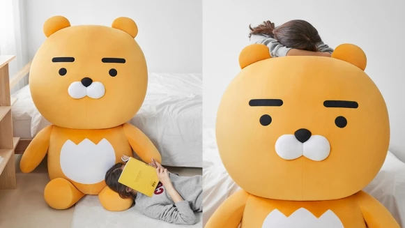 最可愛的室友在此！Kakao Friends推出156公分「巨大萊恩玩偶」，大頭、雙腳都好躺，快敲碗求聖誕禮物