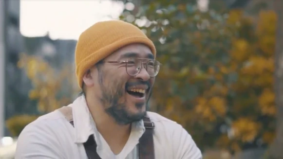 【一件襯衫】老師薪水17K，他教書8年，換不到高薪，只有熱情。