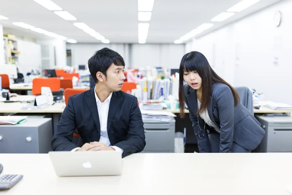 當「討好別人」變成一種病…職場不該幫的就別幫,每個人都有自己的造業要扛