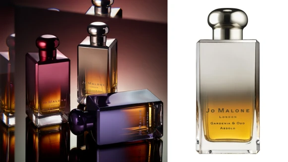 Jo Malone London 香氛精粹系列最後一瓶「梔子花與烏木精粹古龍水」,聞起來是陽光下的梔子花,純淨又甜美