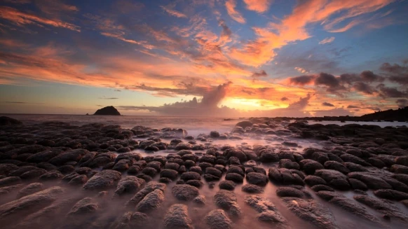 全球最美日出「阿拉寶灣」開放預約，每天限額300名、一年只開放四個月，超絕美秘境快手刀預約