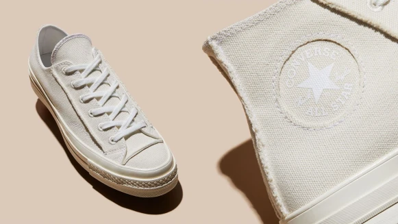 默默上架開賣！Converse Renew系列再推復古奶油白Chuck 70，連圓形Logo都染上白色