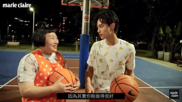 學長我想打籃球！范少勳傳授愛心秘技，小蘋果挑戰人生第一次上籃成功