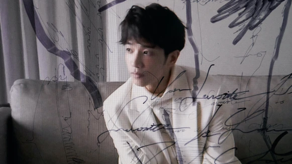 劉以豪正式多了歌手身分!推出首張EP〈U〉,呈現微甜系的暖心嗓音