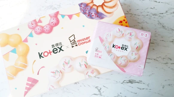 Kotex 靠得住出大絕！攜手Mister Donut推出聯名衛生棉，有甜甜香氣的棉棉也太療癒