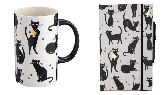 星巴克和Kate Spade推聯名啦！俏皮黑貓馬克杯、黑貓筆記本，10款摩登限量商品12/9開賣