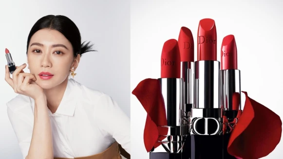 賈靜雯生活哲學「別吝嗇妳的嘴角，上揚吧！」以笑容迎向2021，用Dior藍星唇膏散發自信閃耀！