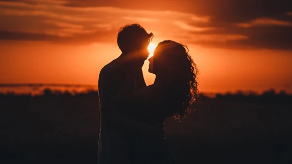 2021年12生肖上半年感情運出爐！桃花開、危機時間一併公開，屬牛容易遇渣男、屬豬有望挽回另一半