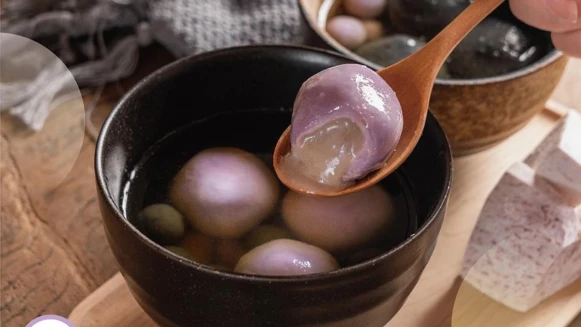 《迷客夏》元宵節湯圓預購來了！香濃芋頭、流沙芝麻口味爆漿上市，加碼出雲抹茶冰淇淋限量登場