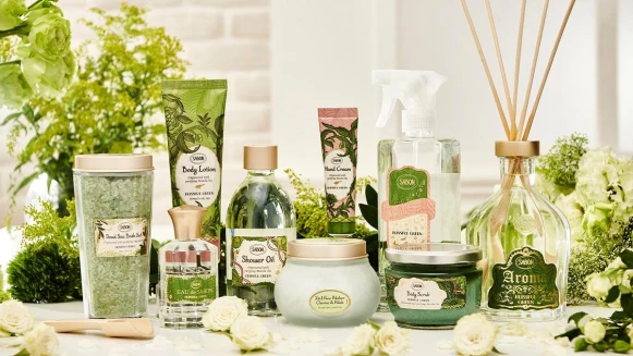 厭世沒關係，跟著山系女神忘卻煩躁，SABON綠意叢林「抹茶清香」帶你大口呼吸森林芬多精，把厭世變舒心~