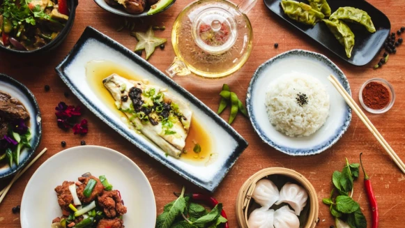 3道低脂家常菜：青椒燜豆腐/蔥油雞/蘆筍清炒蝦仁料理食譜來了！