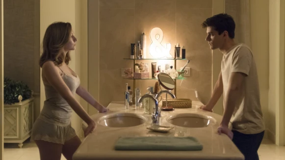 不是每段關係，都能成為值得一刷再刷的電影，也不是每個人，都有能力吹走來過心裡的陰影。