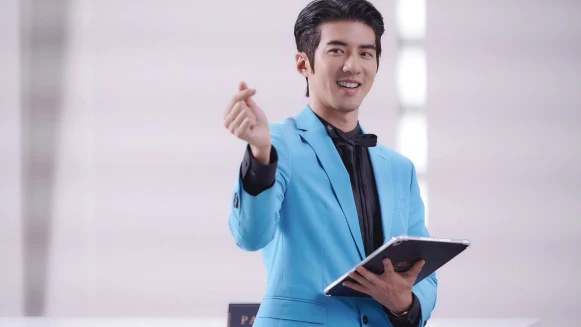 LINE十週年鉅獻全台首部直式微想劇《愛的奧特萊斯》傅孟柏瘋玩角色