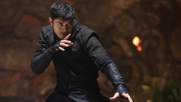 《特種部隊:蛇眼之戰》2021年10月登場!「蛇眼」找來《瘋狂亞洲富豪》亨利高汀飾演