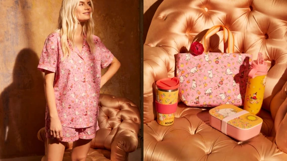 最萌趣的Cath Kidston X Moomin聯名系列來襲！居家睡衣、筆電包、托特袋還有童裝超齊全...必買商品TOP5推薦(附售價)