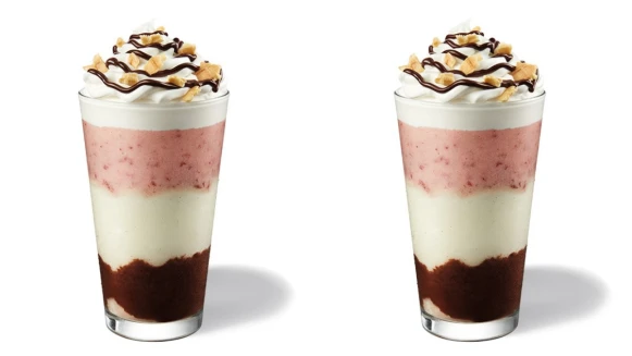 星巴克推出新口味「那不勒斯星冰樂」！打造甜點系飲品絕美漸層，同步開賣「芋泥波士頓派」等3款芋泥商品