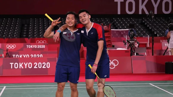 最強男雙組合！東奧金牌「麟洋配」創台灣羽球史上創新紀錄，王齊麟、李洋勵志故事公開