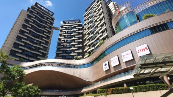 Global Mall桃園A19亮點總整理！三麗鷗玻璃屋與櫻桃小丸子，還有滑雪場及攀岩館