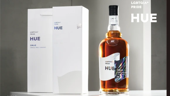 10月彩虹驕傲月！圓山大飯店攜手三金設計師方序中，推出彩虹紀念酒「HUE」為愛喝采