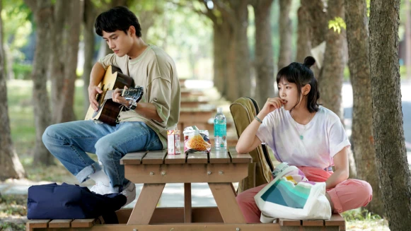 《比悲傷更悲傷的故事》范少勳挨打!導演耳語王淨:大力一點沒關係