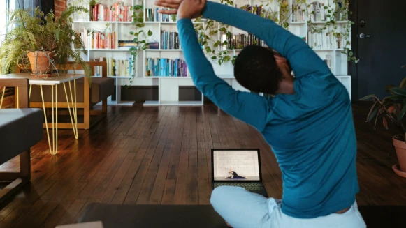 有腰痛/假胯寬/臀部凹陷的人一定要做這1組動作 可以獲得極大的改善！