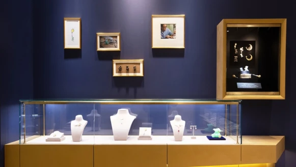 林曉同設計師珠寶 以當代珠寶藝術與國際城市交融 首家台灣珠寶品牌進駐成都IFS國金中心 讓台灣設計美學翩飛海外