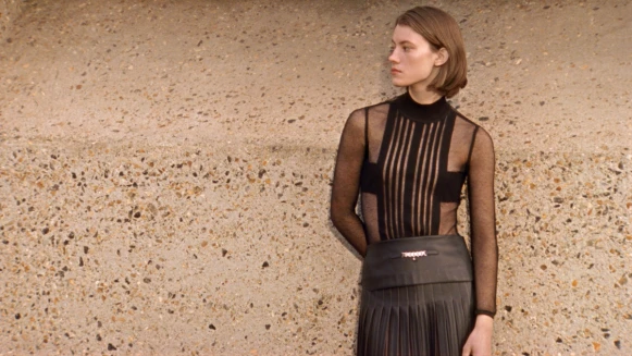 2022秋冬巴黎時裝週｜Hermès 2022秋冬女裝大秀直播線上看，將於台灣時間3/5晚上9點半登場