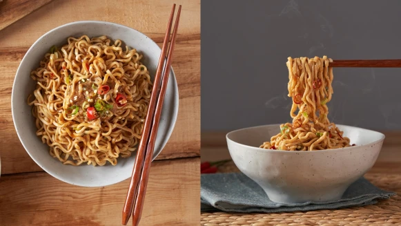 《巷口拌麵》兩款「紅油椒麻」、「香辣厚麻醬」口味上市！嗜辣男女快嚐一波