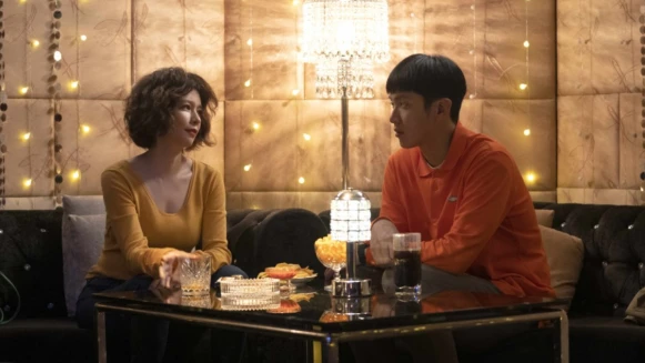 《初戀慢半拍》柯震東、徐若瑄上演姐弟戀!首度飾演銀幕情侶,初嚐戀愛滋味