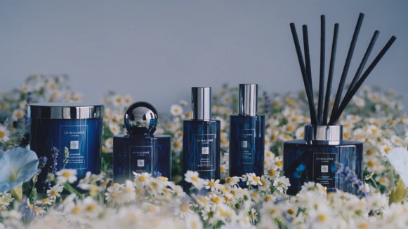 Jo Malone London月光舒眠系列,用洋甘菊、薰衣草打造首款夜間香水