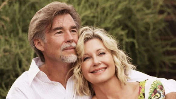 女神奧莉維亞紐頓強，與乳癌3度交手奮戰30年的一段旅程 ! 