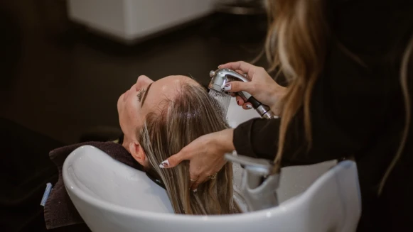 你洗頭洗對了嗎?正確洗髮必知10大重點,洗出健康好髮質