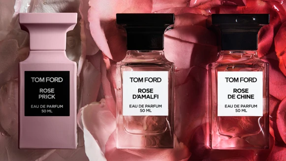 是戀愛的月份啊~Tom Ford私人調香系列玫瑰愛戀秘境召喚著所有女人,自信地奔赴理想愛情,打造專屬妳「香」遇幸福的日常!