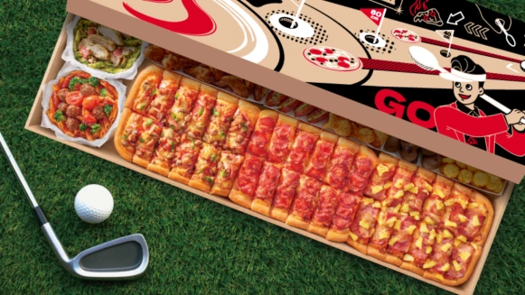 必勝客一公尺比薩浮誇回歸！打造全新「高球派對主題盒」，全台限量2萬份