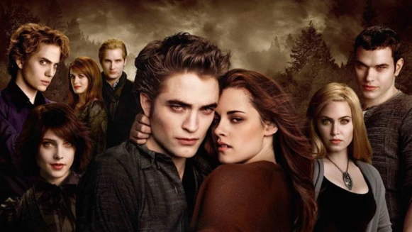 《暮光之城》將拍影集版!新一代愛德華、貝拉將由誰演出?重現至死不渝的愛情糾葛