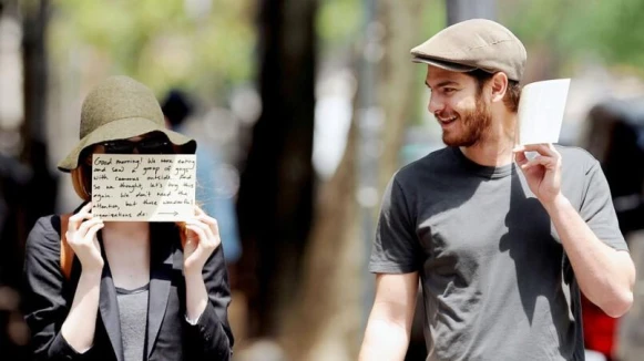 不准偷拍！？學學艾瑪史東和安德魯加菲是這樣反狗仔的