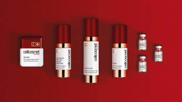 「用過就回不去了！」，最新一代胜肽細胞性保養，頂級瑞士瑞妍配方升級，從現在開始擦，往後比同齡年輕20歲！