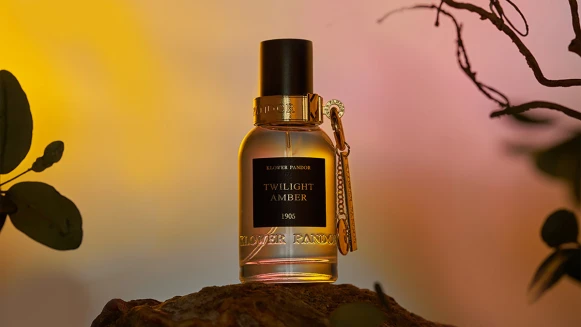 像洗完澡的香水，瀰漫清爽的香氣，令炎亞綸也迷醉～