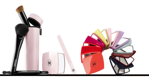 香奈兒驚喜推出色彩符碼限量系列,刷具、鏡子、美甲銼刀超繽紛色彩宛如夏日彩虹