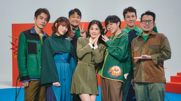 Ella再現蘇打綠MV〈你被寫在我的歌裡〉復刻版!十年約定笑料百出的幕後趣事