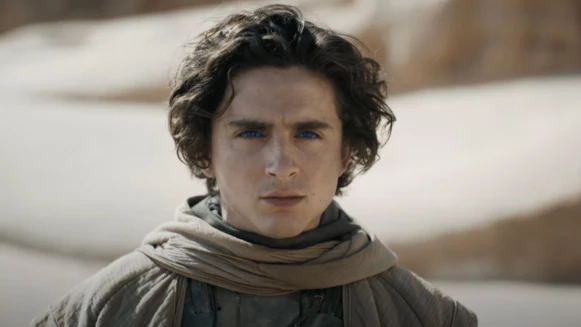 電影《沙丘2》角色有何劇情變化？「甜茶」提摩西夏勒梅為父仇，捨千黛亞？奧斯汀巴特勒演大反派，哈肯能家族野心早已布局？